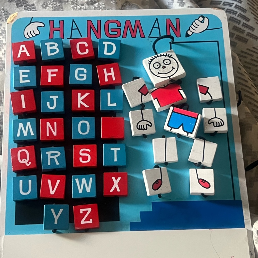NEW Wooden Hangman Game. Melissa & doug brand